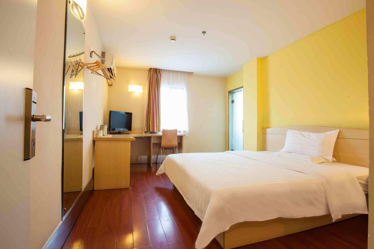 7Days Inn Dongguan Conference & Exhibition Center Habitación foto