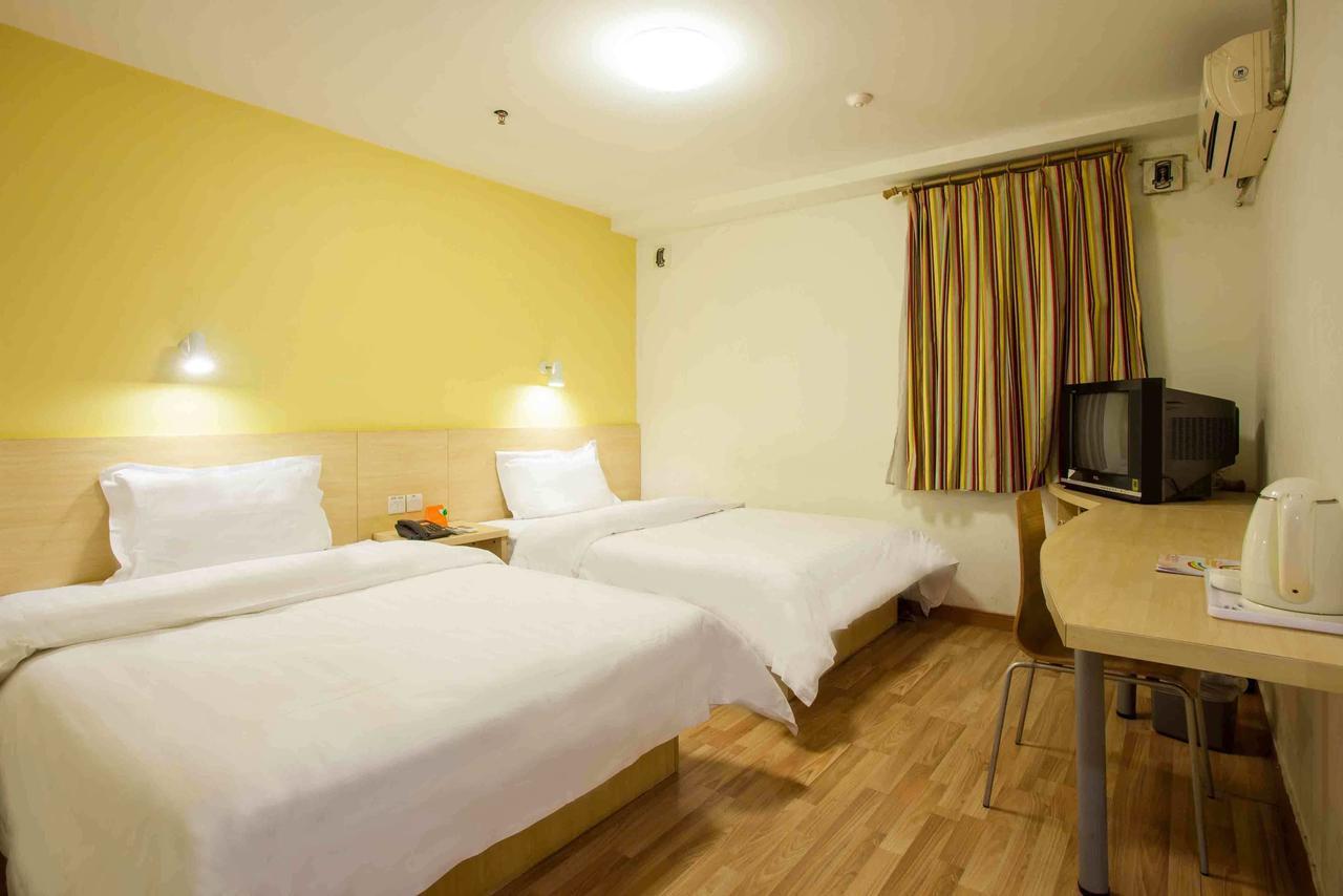 7Days Inn Dongguan Conference & Exhibition Center Habitación foto